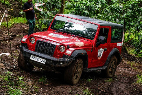 Mahindra XUV 3XO bags Compact SUV of the Year