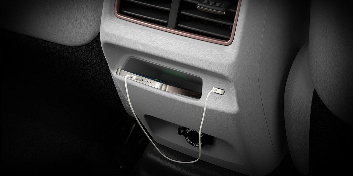 XUV 400 EV Rear USB Port