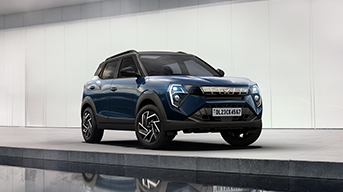 Mahindra launches XUV 3XO SUV Image