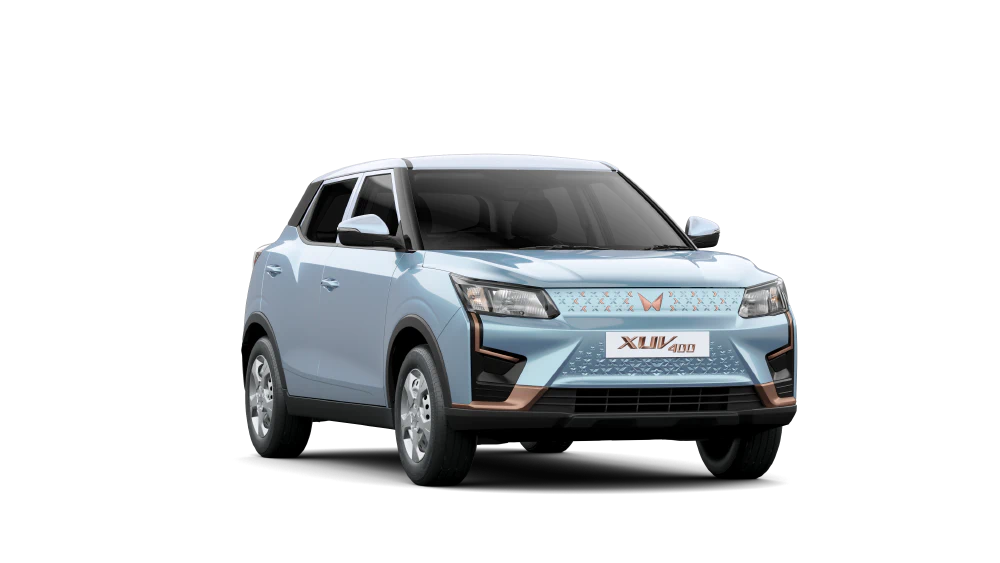 XUV400 in Arctic Blue Image Mahindra XUV400 in Arctic Blue Image