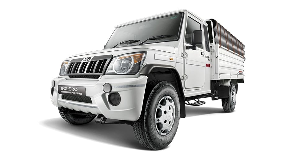 Mahindra Bolero 1.7T Pik Up FB White Front Side View