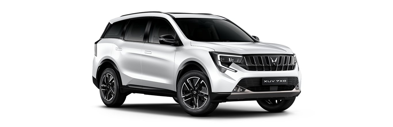 Mahindra XUV 7XO in Everest White